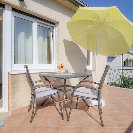 Ester * Novigrad (Istria)