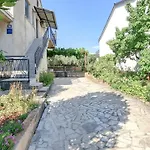 Ester Novigrad Istria